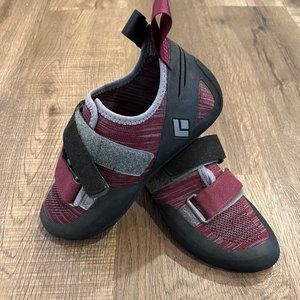 Size 7.5 Black Diamond Women's Momentum Climbing Shoes in Merlot